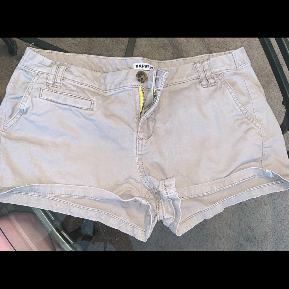 Short shorts